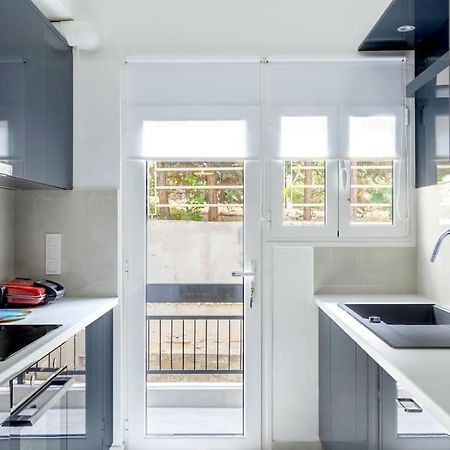 Alimos Sun-Filled Apartment Афины Экстерьер фото