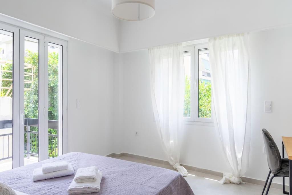 Alimos Sun-Filled Apartment Афины Экстерьер фото